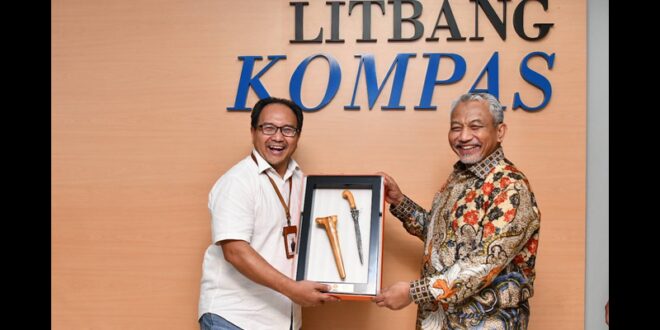 Presiden PKS Sambangi Litbang Kompas Tuk Perdalam Hasil Survei