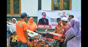 Dukung Kemajuan Pertanian di Aceh Tamiang, PKS Beri Bantuan Hand Traktor