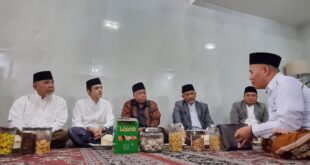 Tak Hanya Diskusi NKRI, Presiden PKS dan Ketua PKS Jatim Ngaji dengan Ketua PWNU KH Marzuki Mustamar